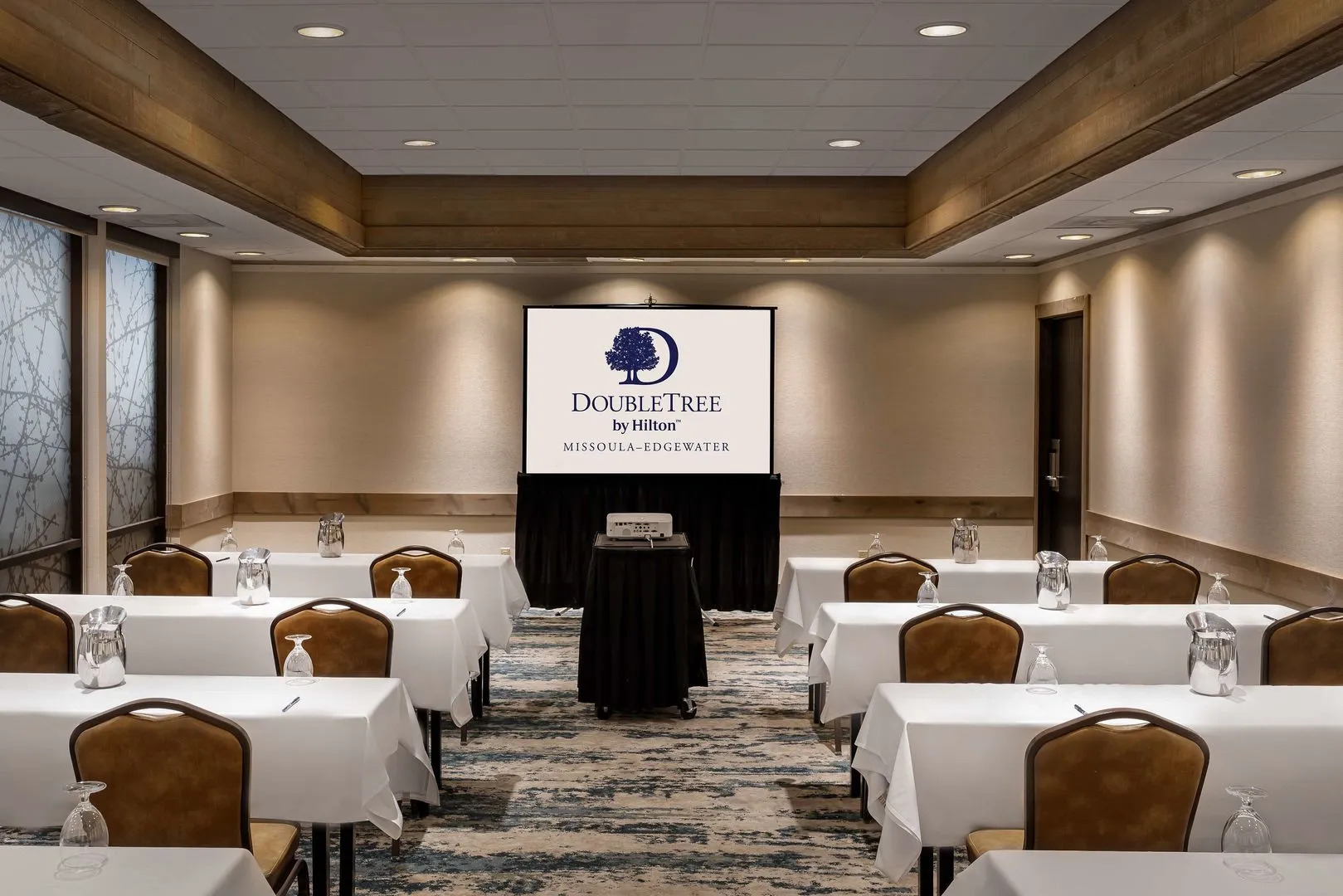 DoubleTree by Hilton Hotel Missoula - Edgewater