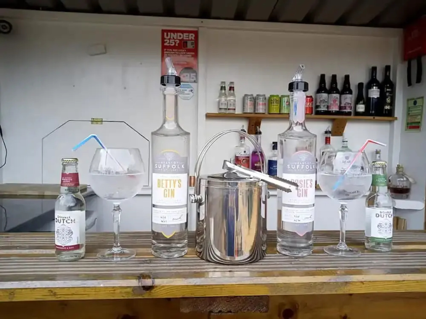 Oak Lodge Retreat - Glamping 2