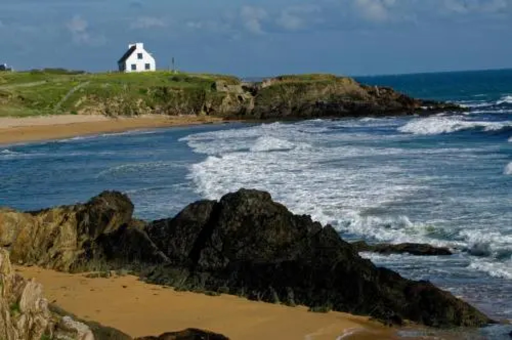 Yourtes et Roulottes de la Laïta