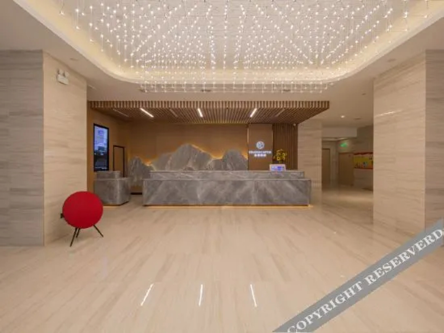 Starway Hotel (Baoding Wanbo Square)