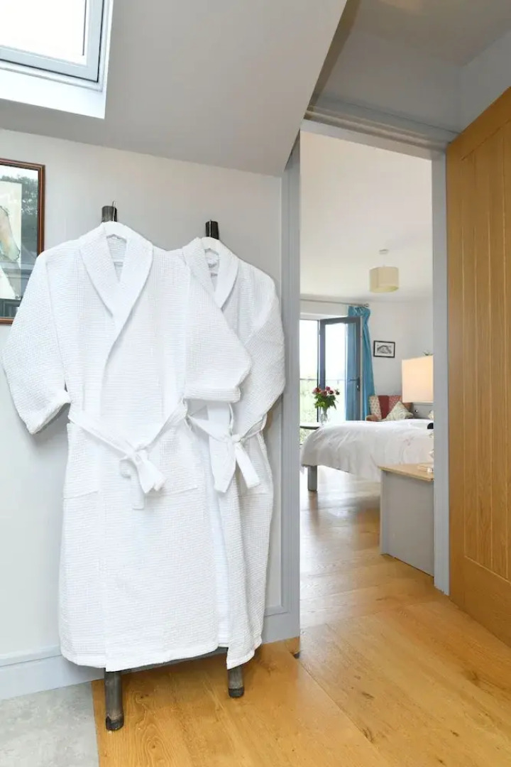 Water Edge House Boathouse