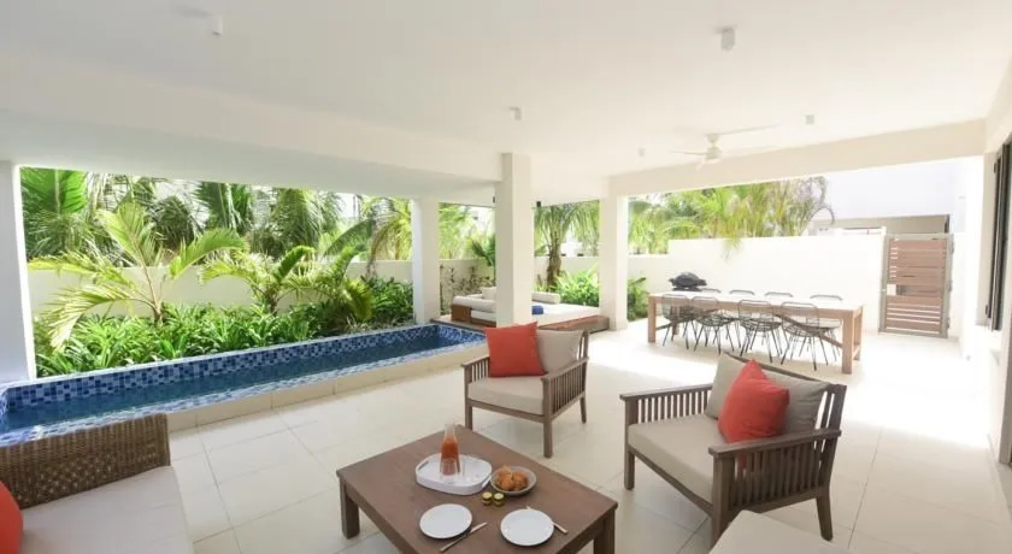 AO Luxury Residence by BARNES