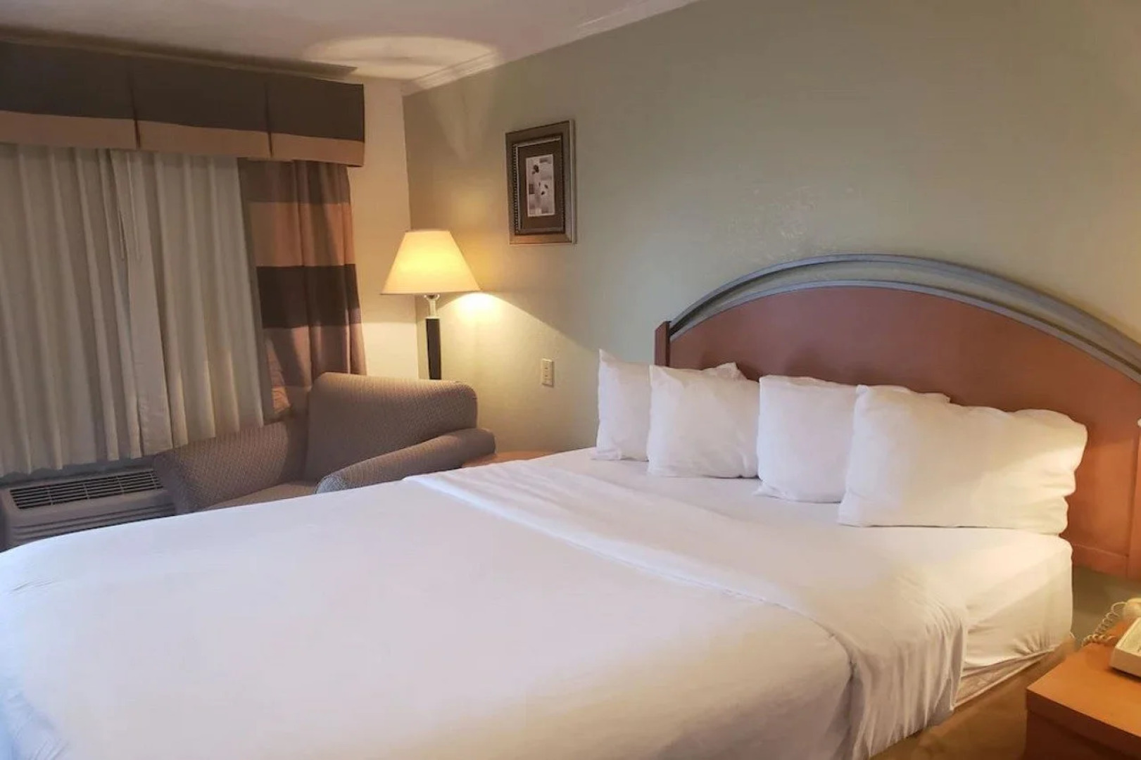 Best Western White Columns Inn