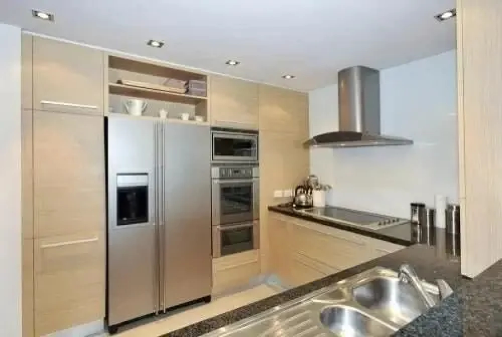 Silver Cloud Luxury Apartment