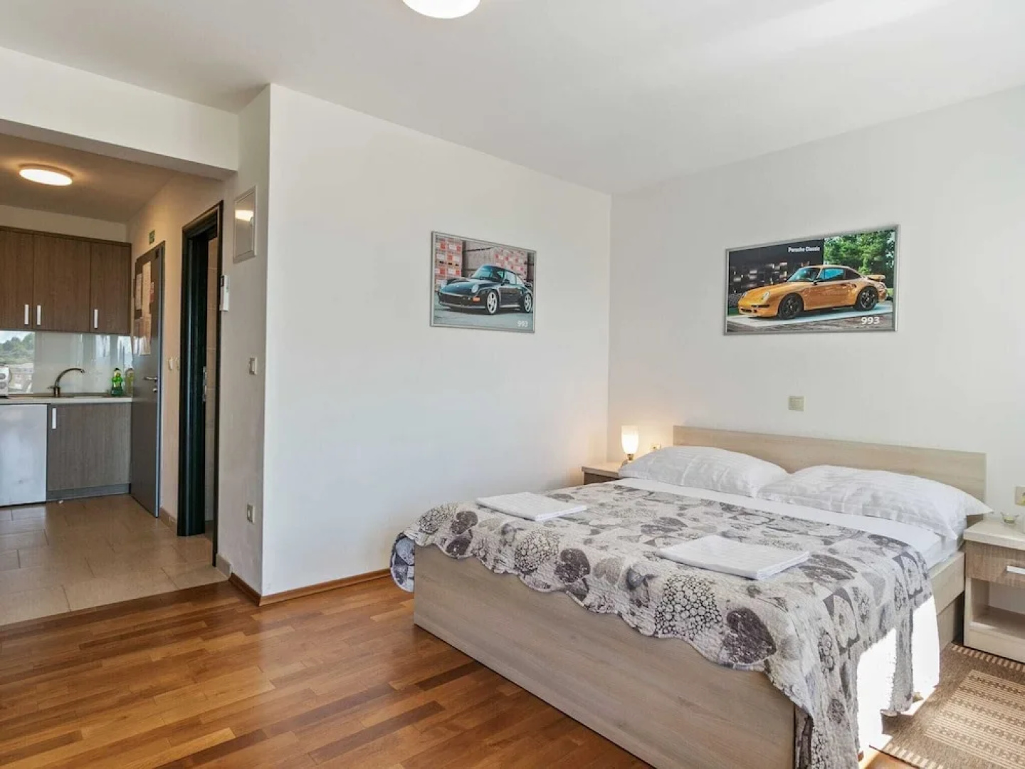 Contemporary Apartment in Drvenik With Balcony