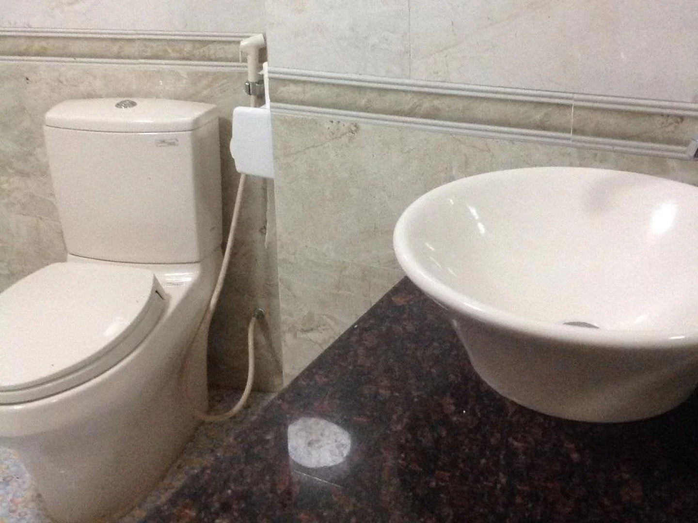 Vuong Hoan Hotel 2