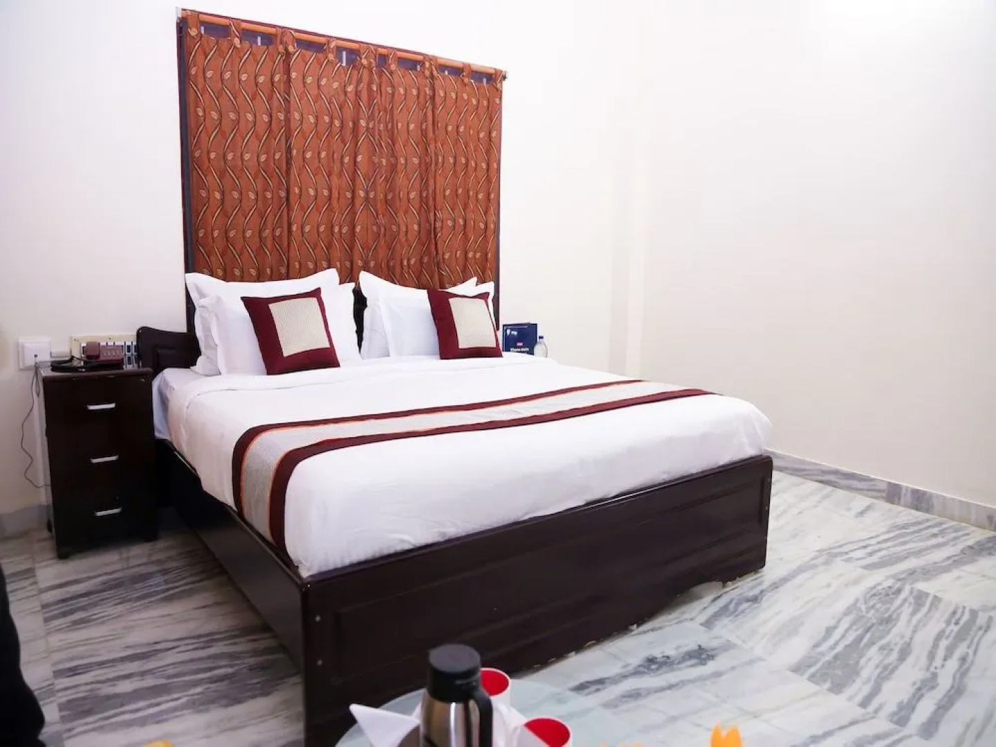 Capital O 7141 SS Guest House