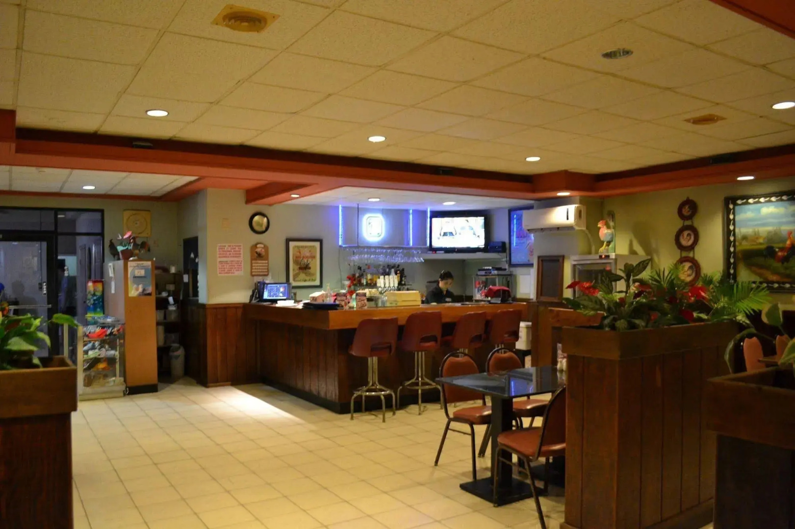 West Plaza Hotel by the Sea