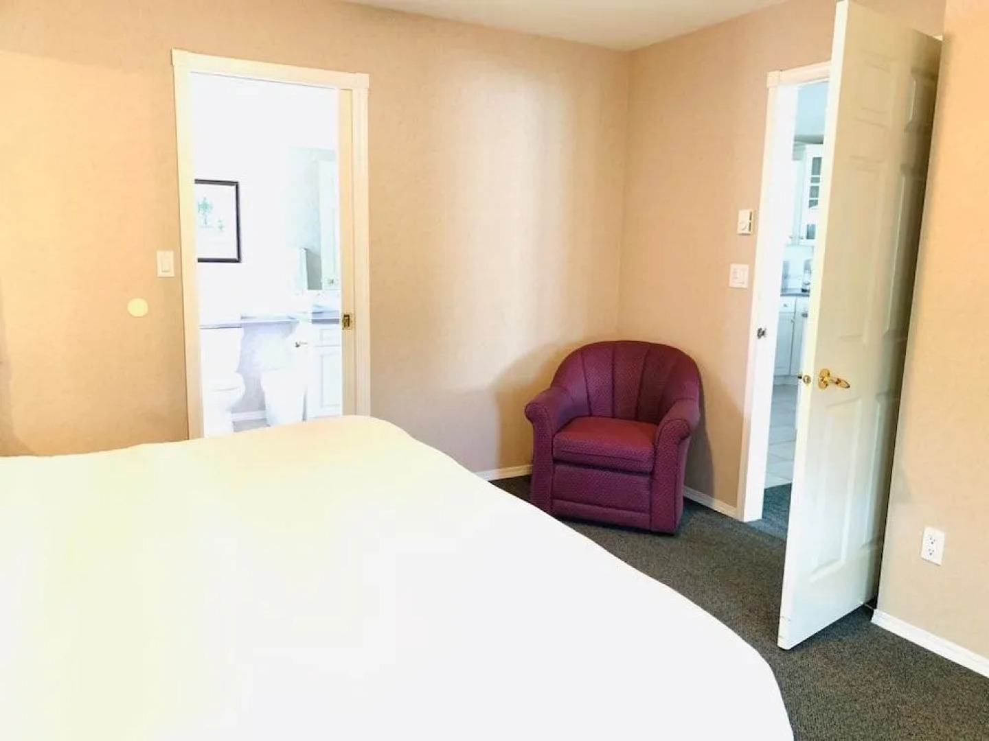 Mountain View Resort and Suites at Fairmont Hot Springs