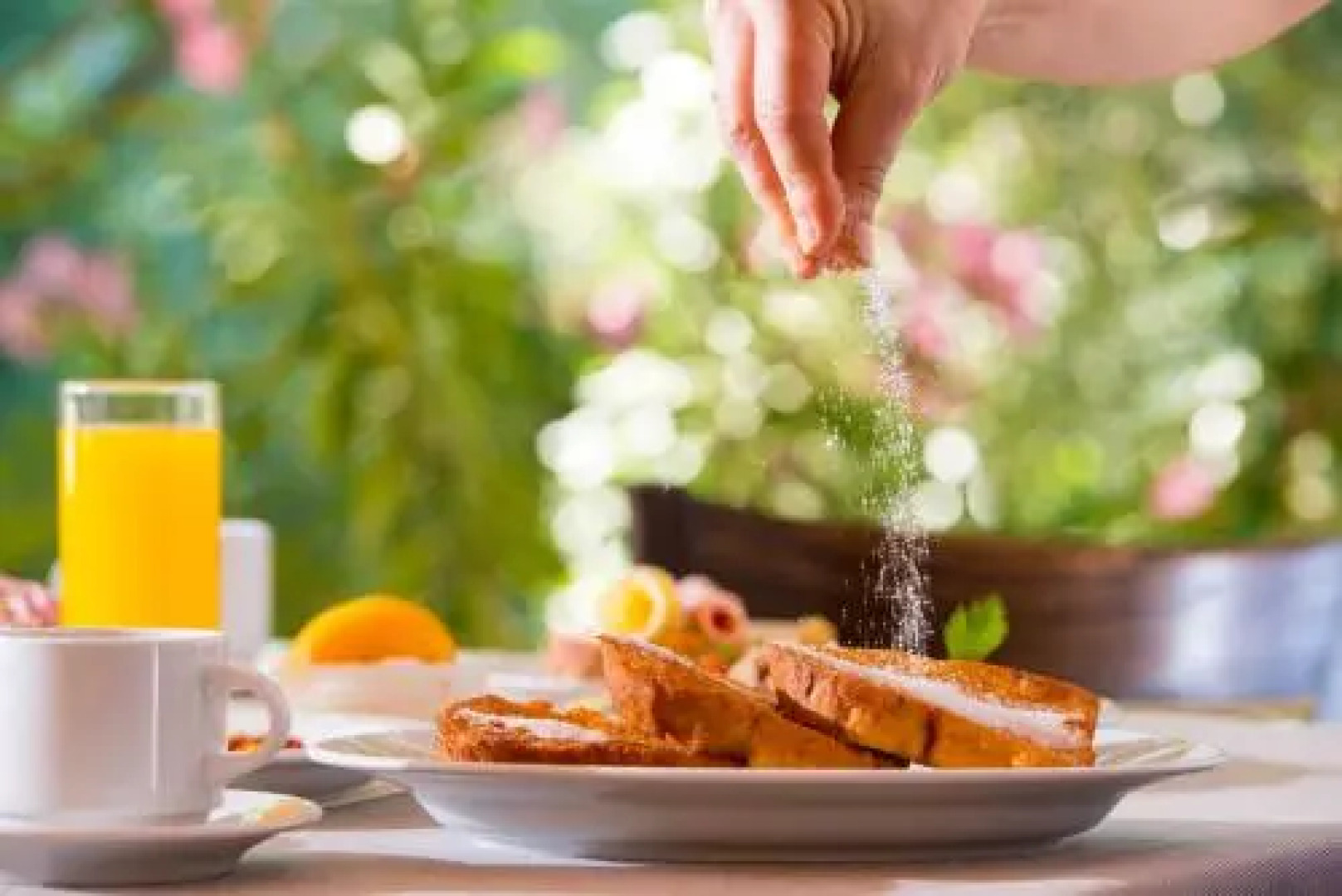 Studios Apartments Irini Patira