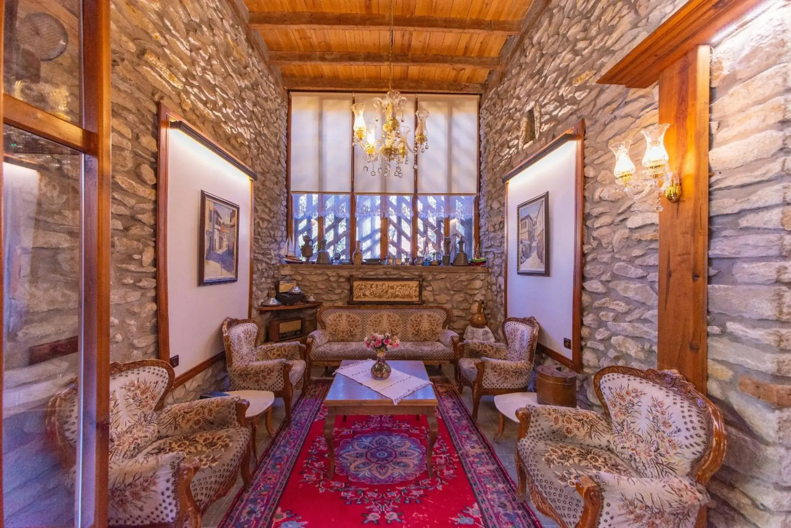 Cesmeli Konak Garden