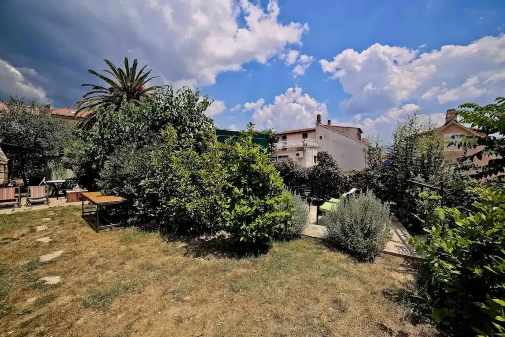 Garden Apartment Hotel Split