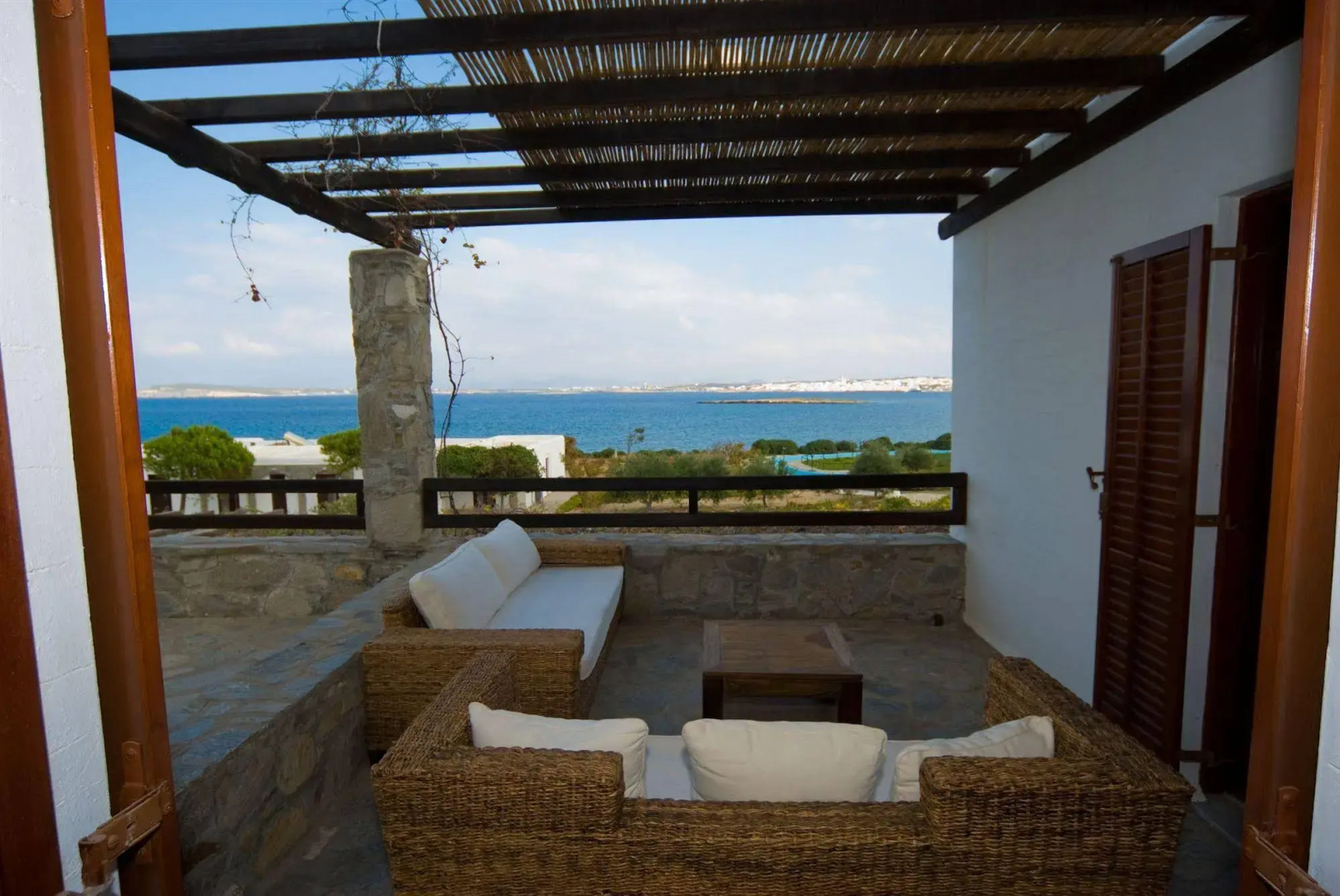 Porto Paros Hotel & Villas