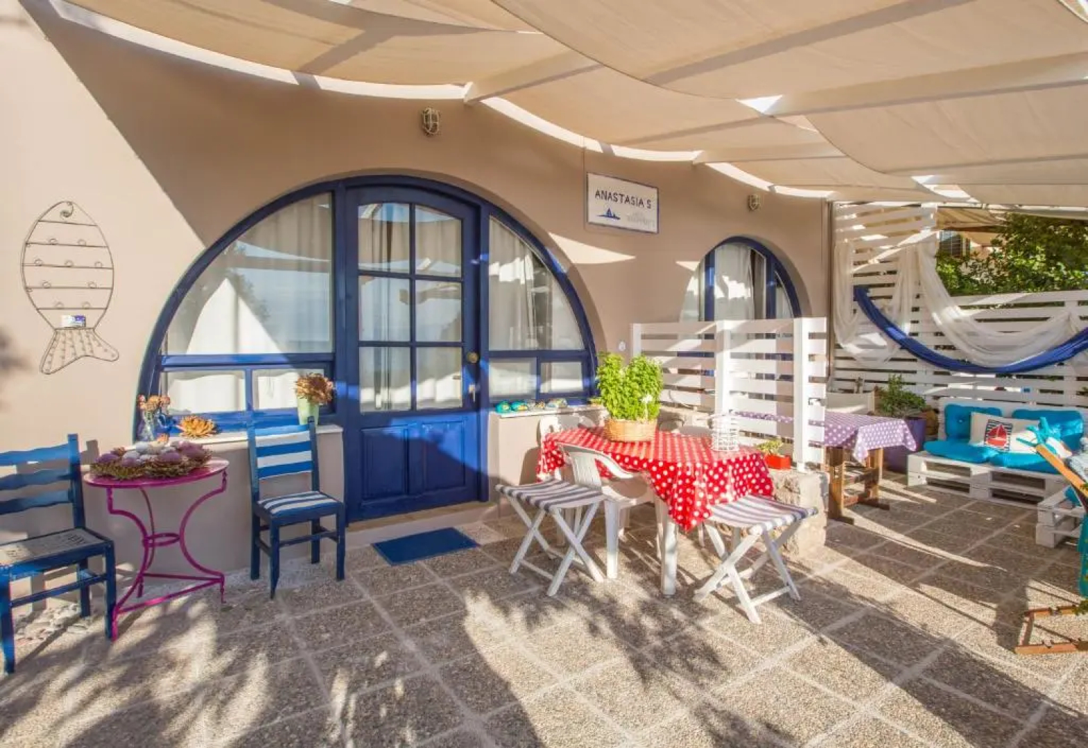 Anastasias Apartments
