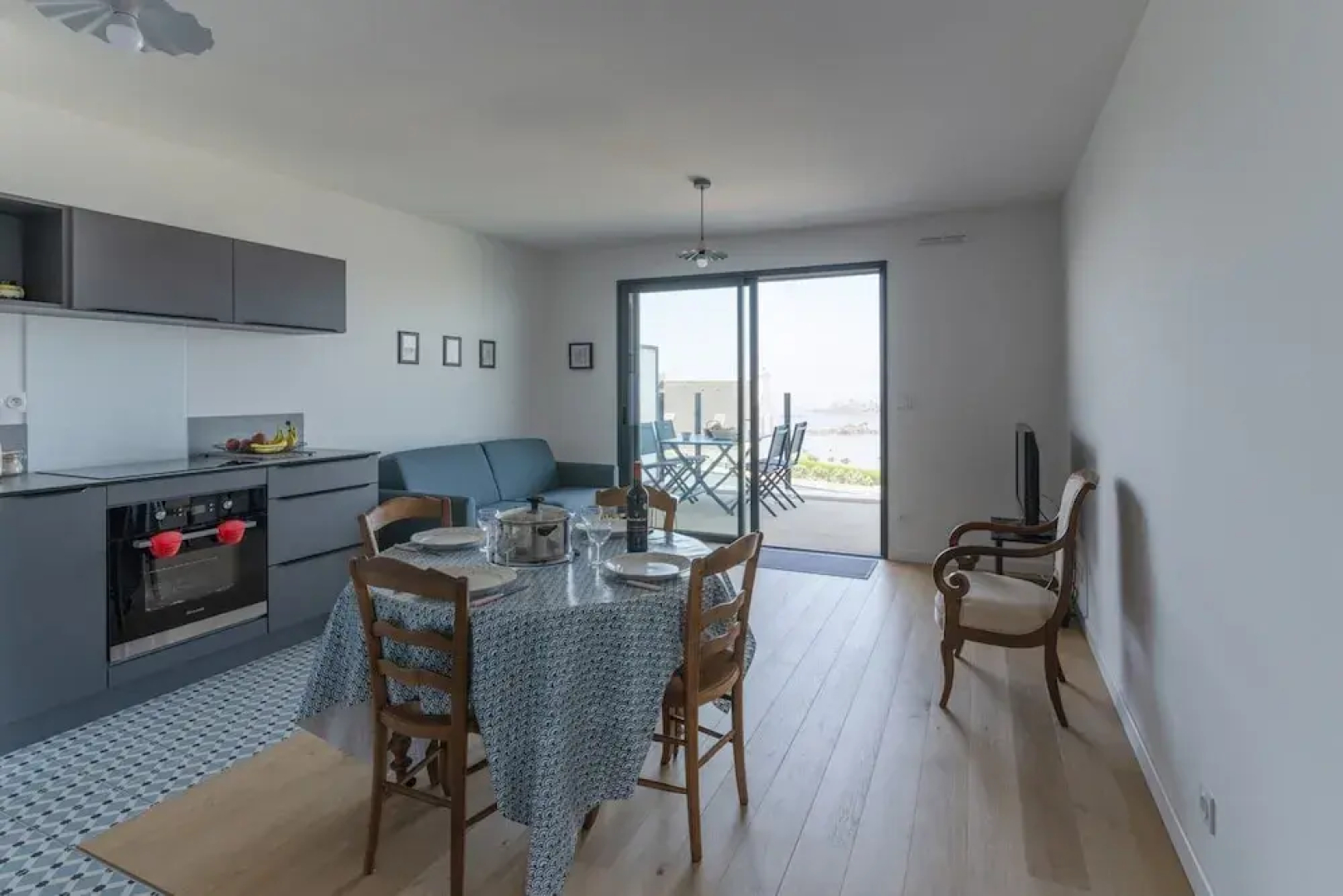Apartment in Porspoder Near Plage du Bourg