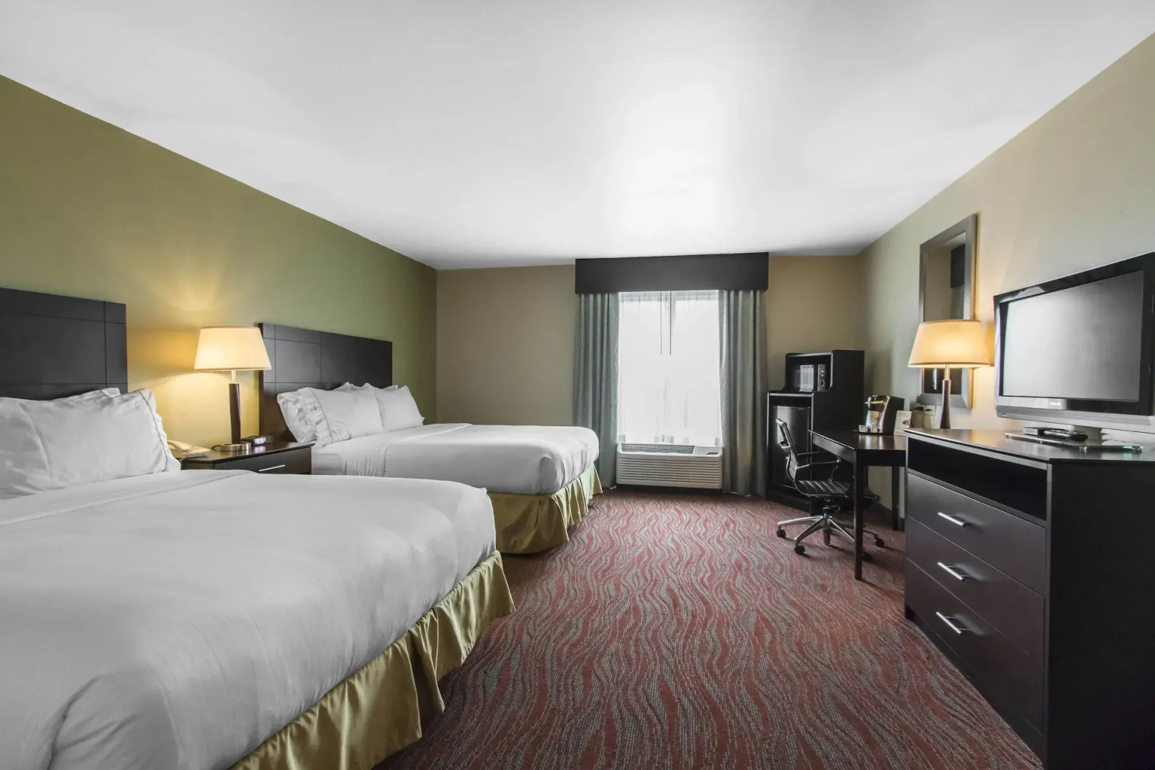 Holiday Inn Express Hotel & Suites Cullman by IHG
