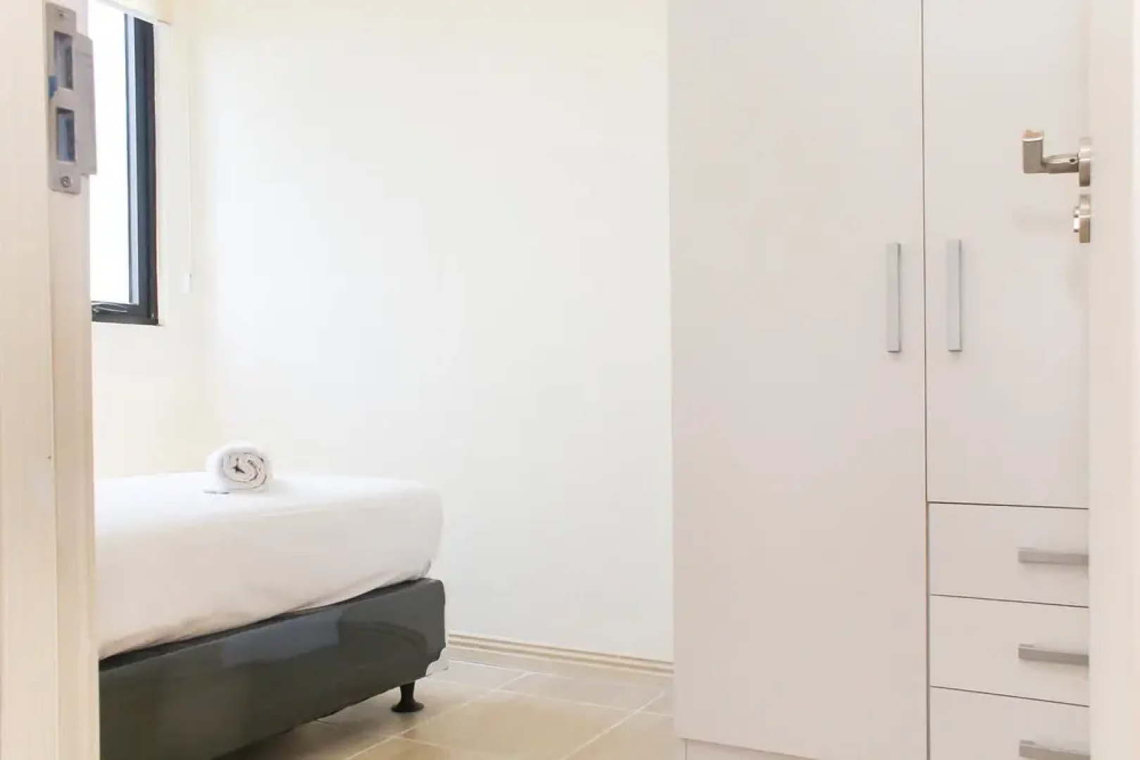 Comfy 3BR at Meikarta Apartment