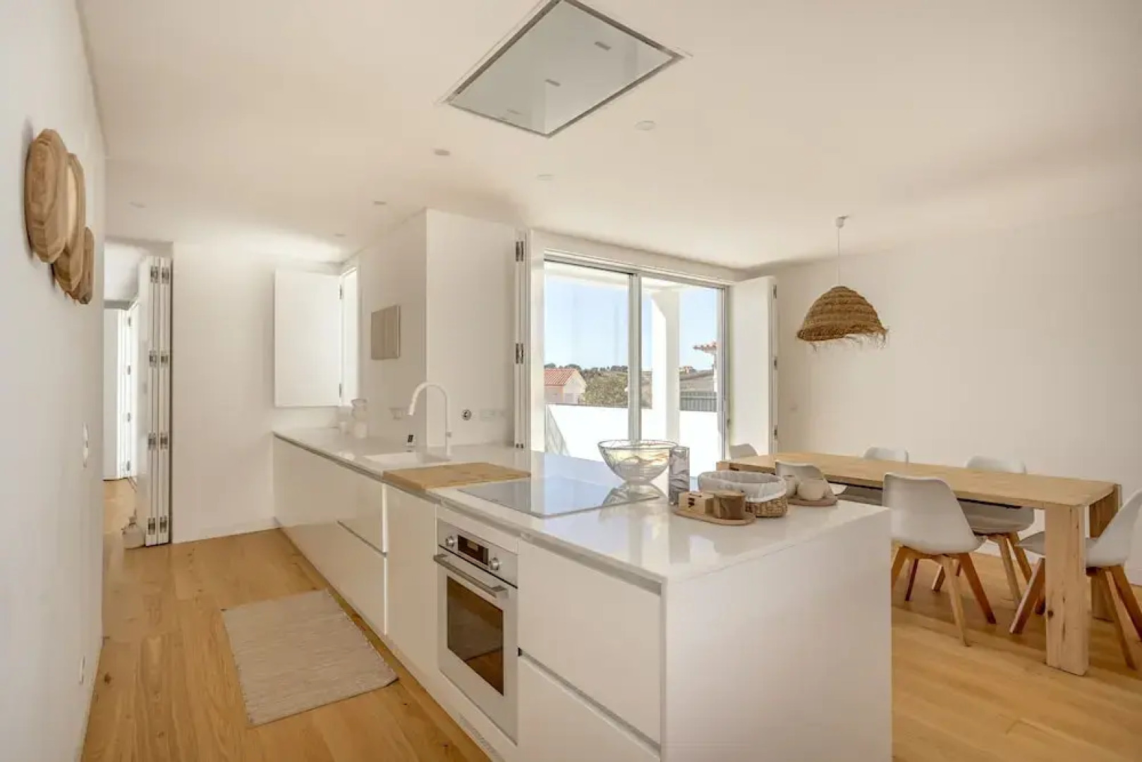 Ericeira Modern Bright With Pool by Homing