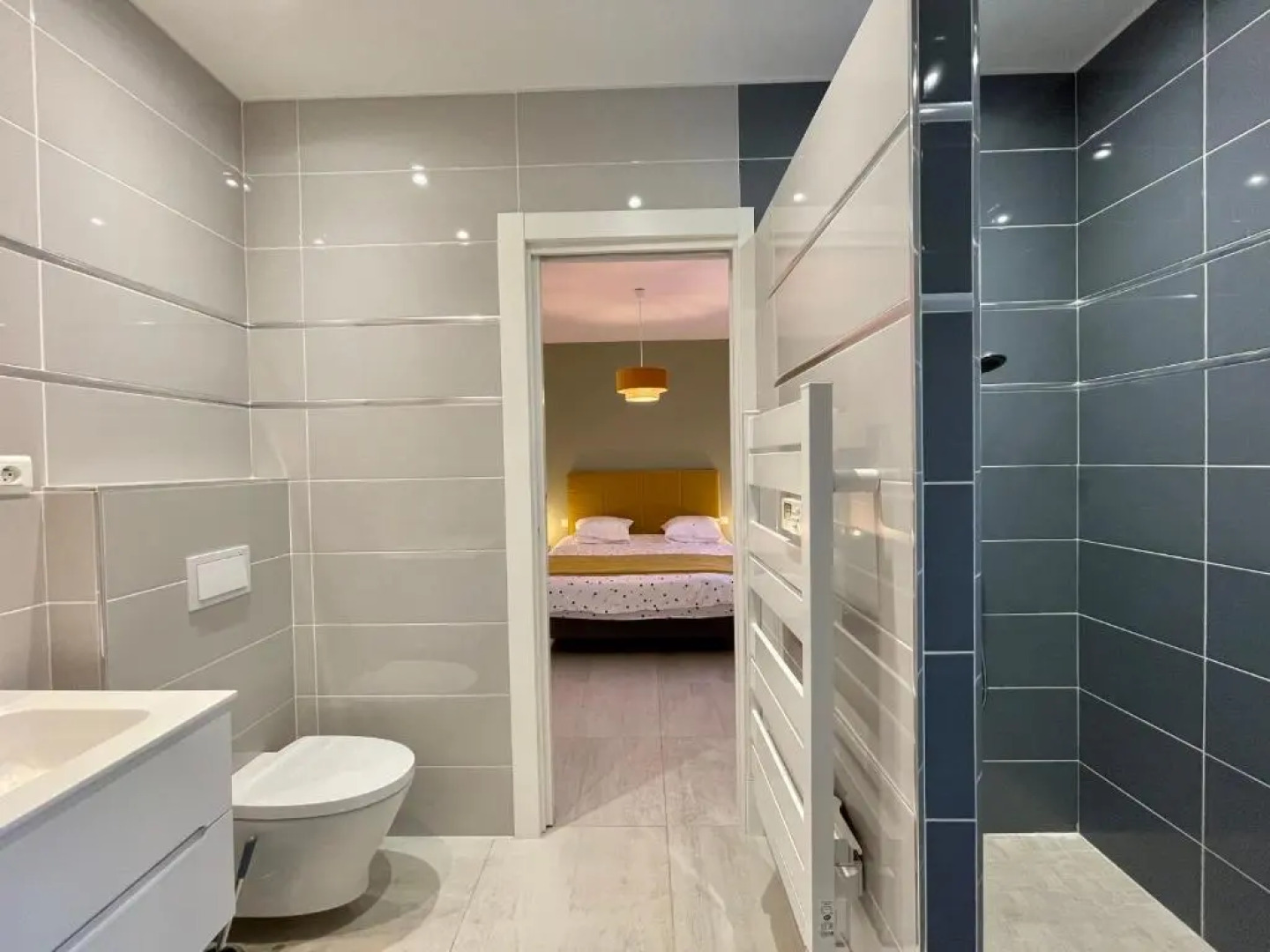 REZ DE VILLA-NEUF-6pers- ACCÈS PLAGE