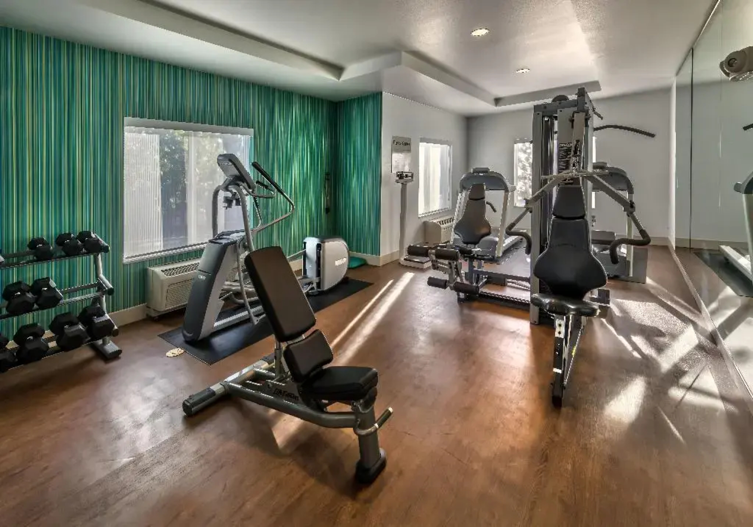 Holiday Inn Express And Suites - Reno Airport