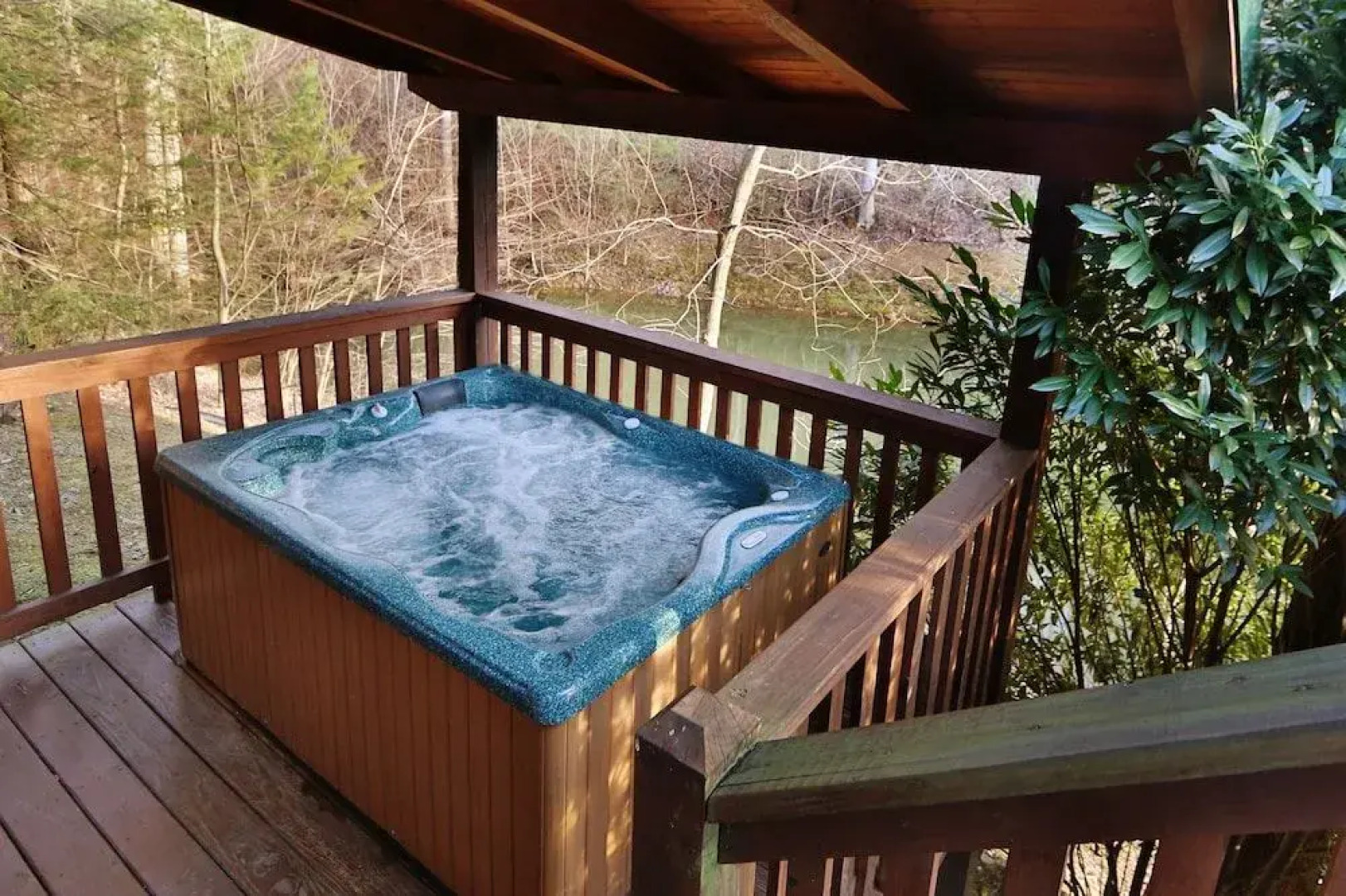 Hugs n Kisses - One Bedroom Cabin