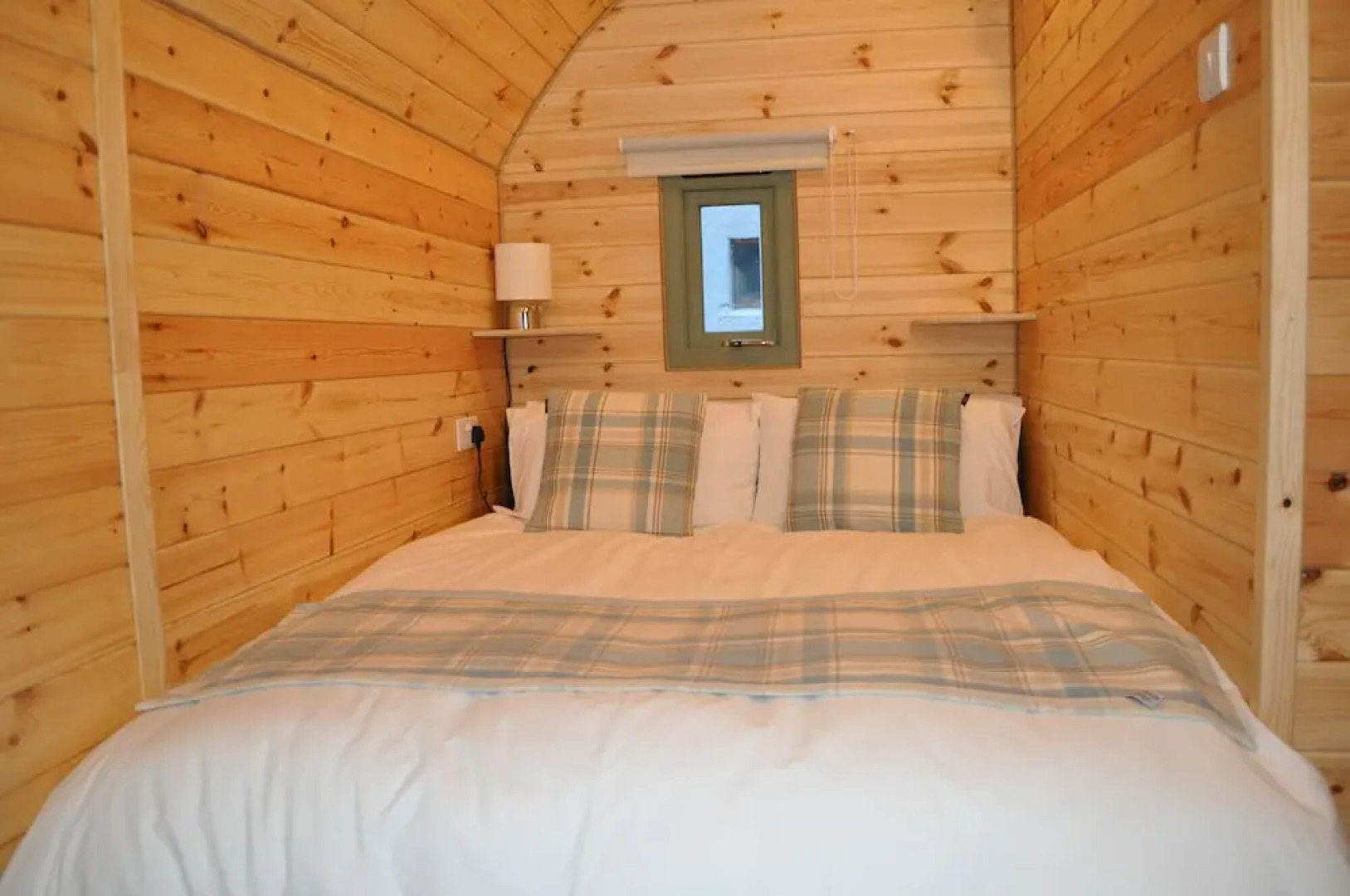 Hebrides Bothy - Glamping
