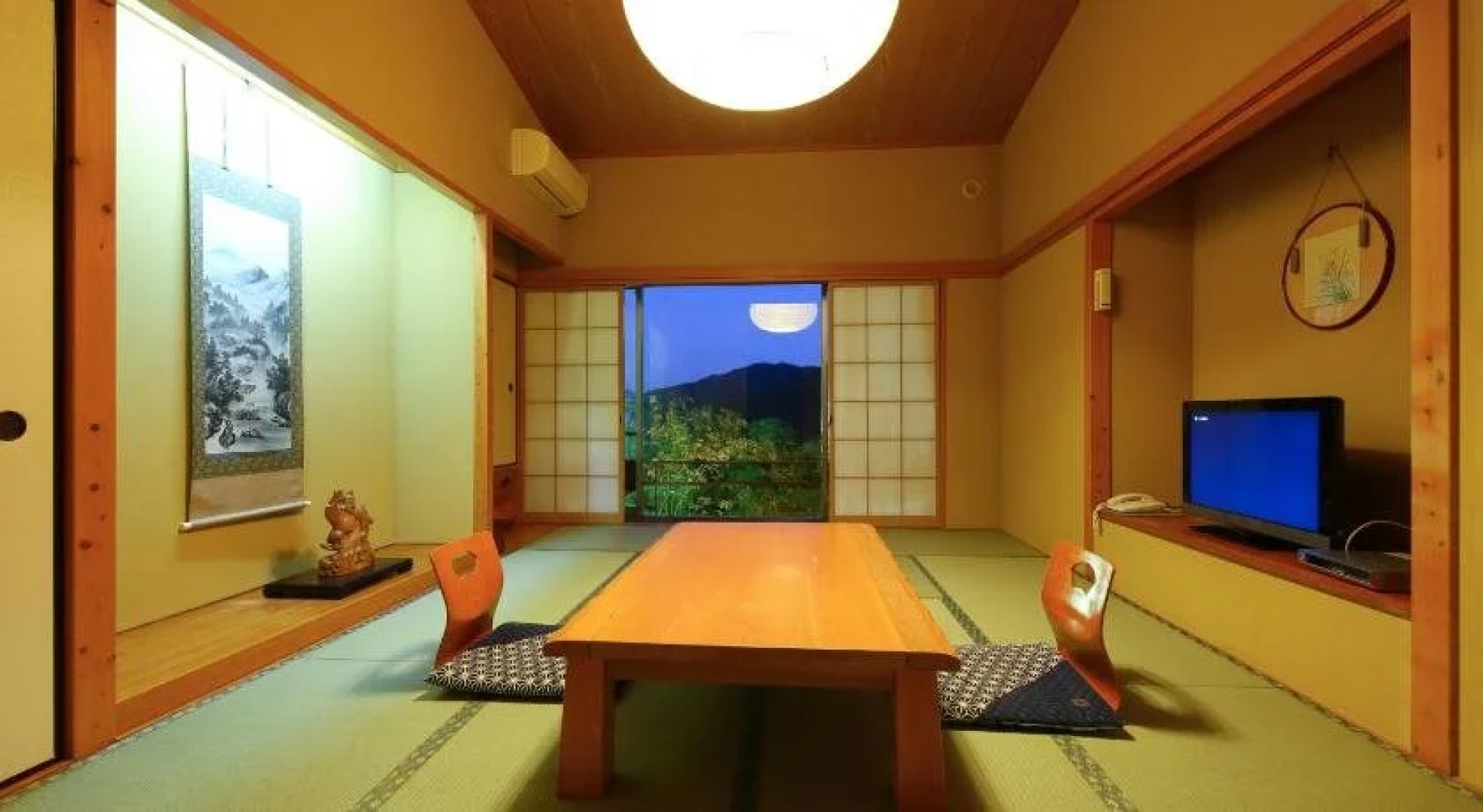 Tenjuku no Mori Keigetsu