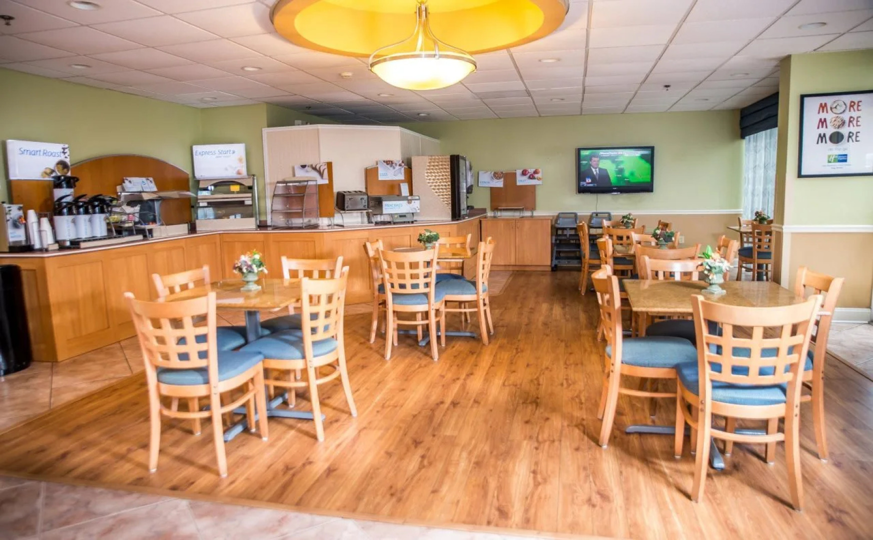 Holiday Inn Express Hotels & Suites Cocoa Beach by IHG