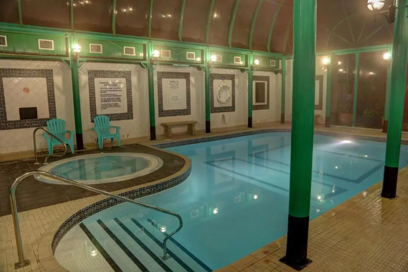 The Norfolk Royale Hotel