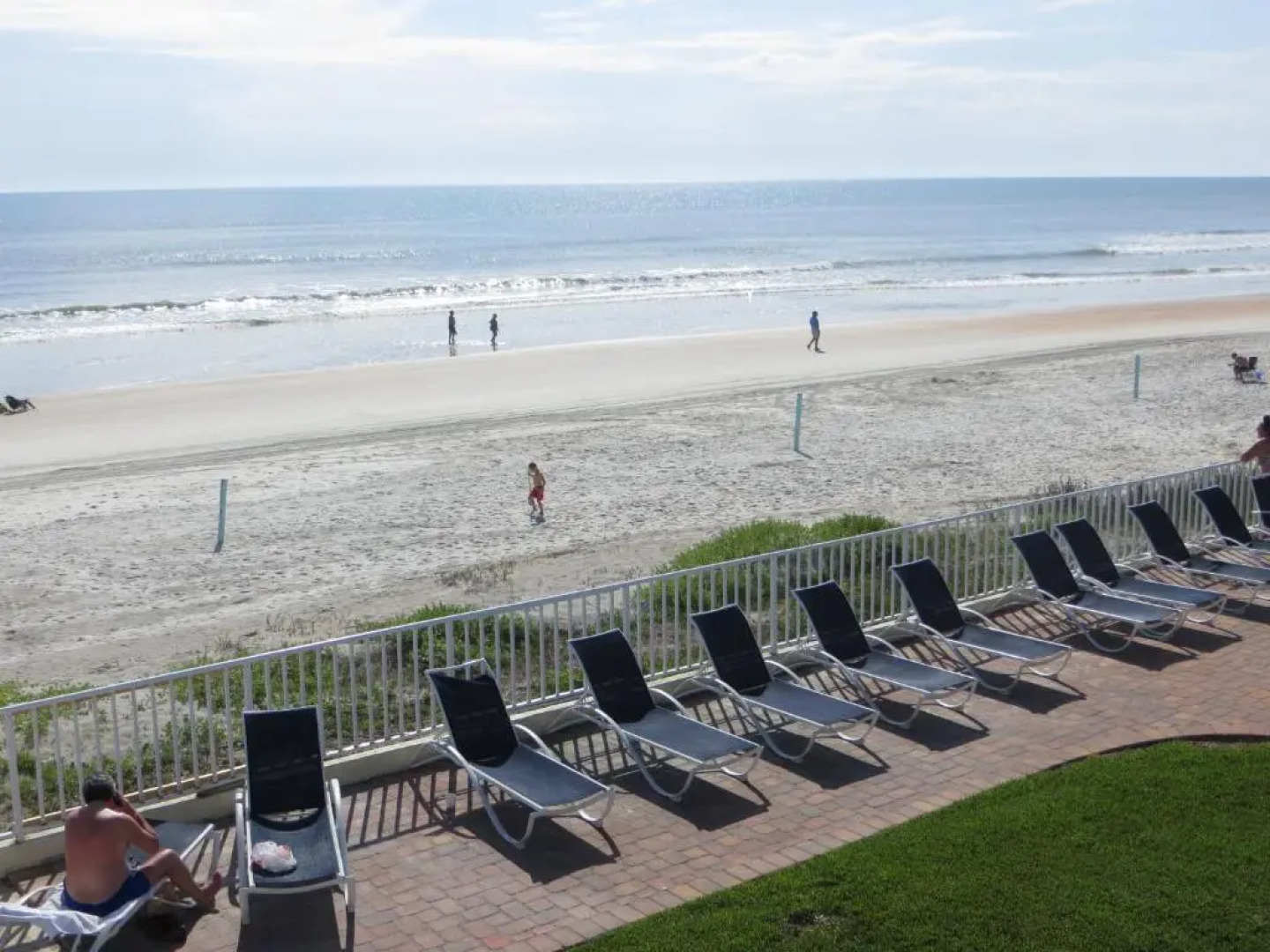 Arya Blu Inn & Suites