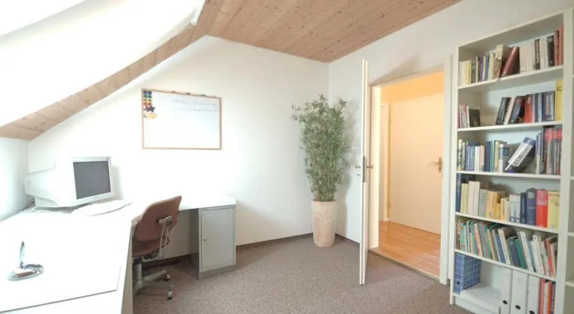 Kaminwohnung zwischen Flughafen und München