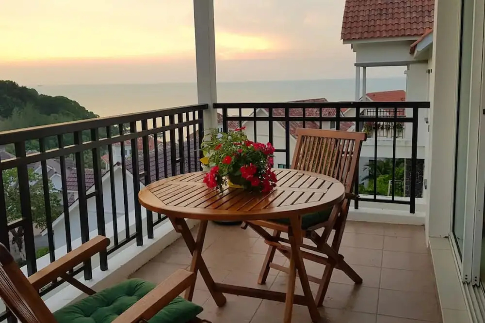 Hilltop Villa One (Penang) By Plush