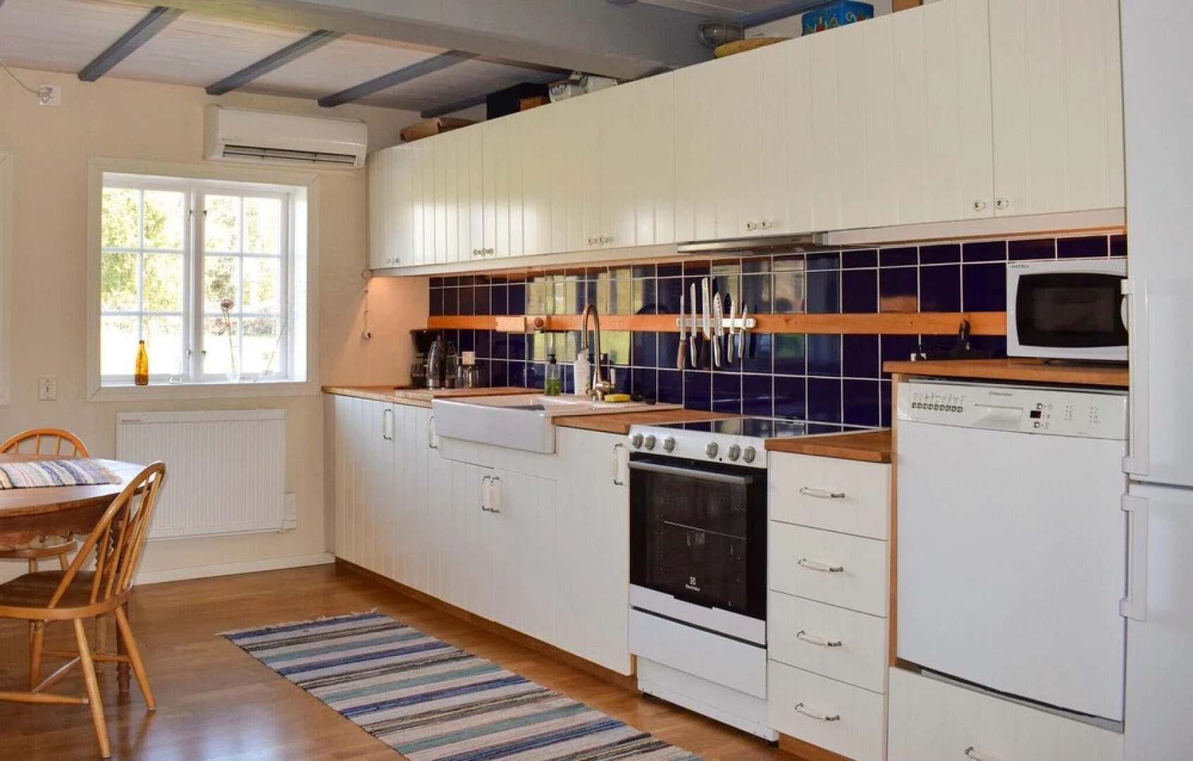 Nice Home in Lammhult With 3 Bedrooms and Wifi