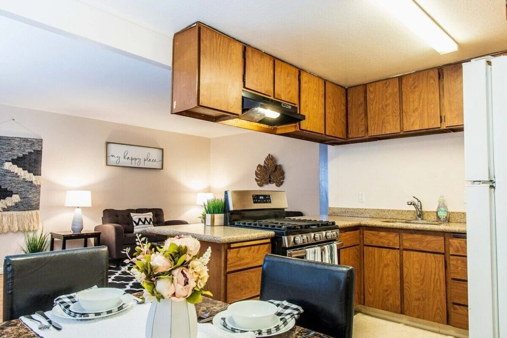 Beautifully Designed Concord Apartment