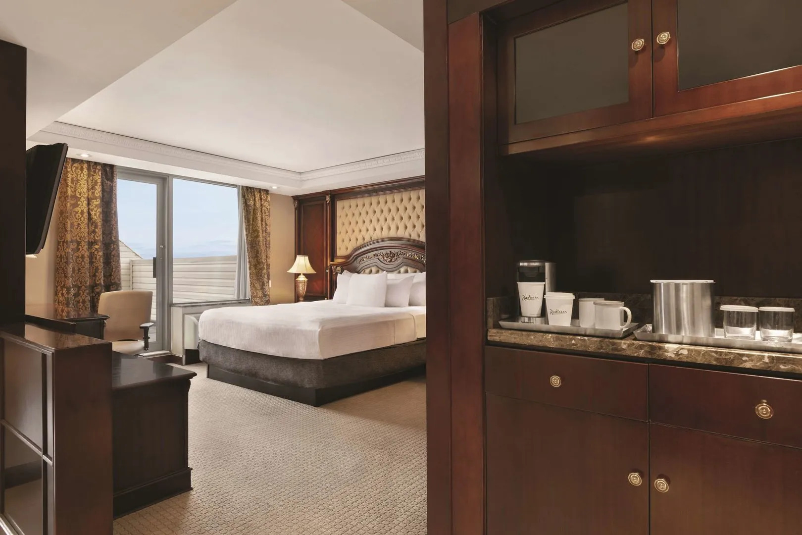 Radisson Hotel Toronto Airport West