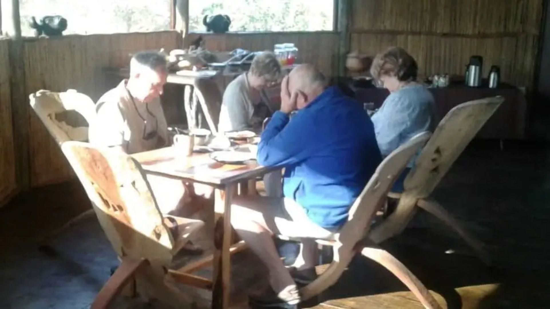 Dzibanana Lodge & Camping