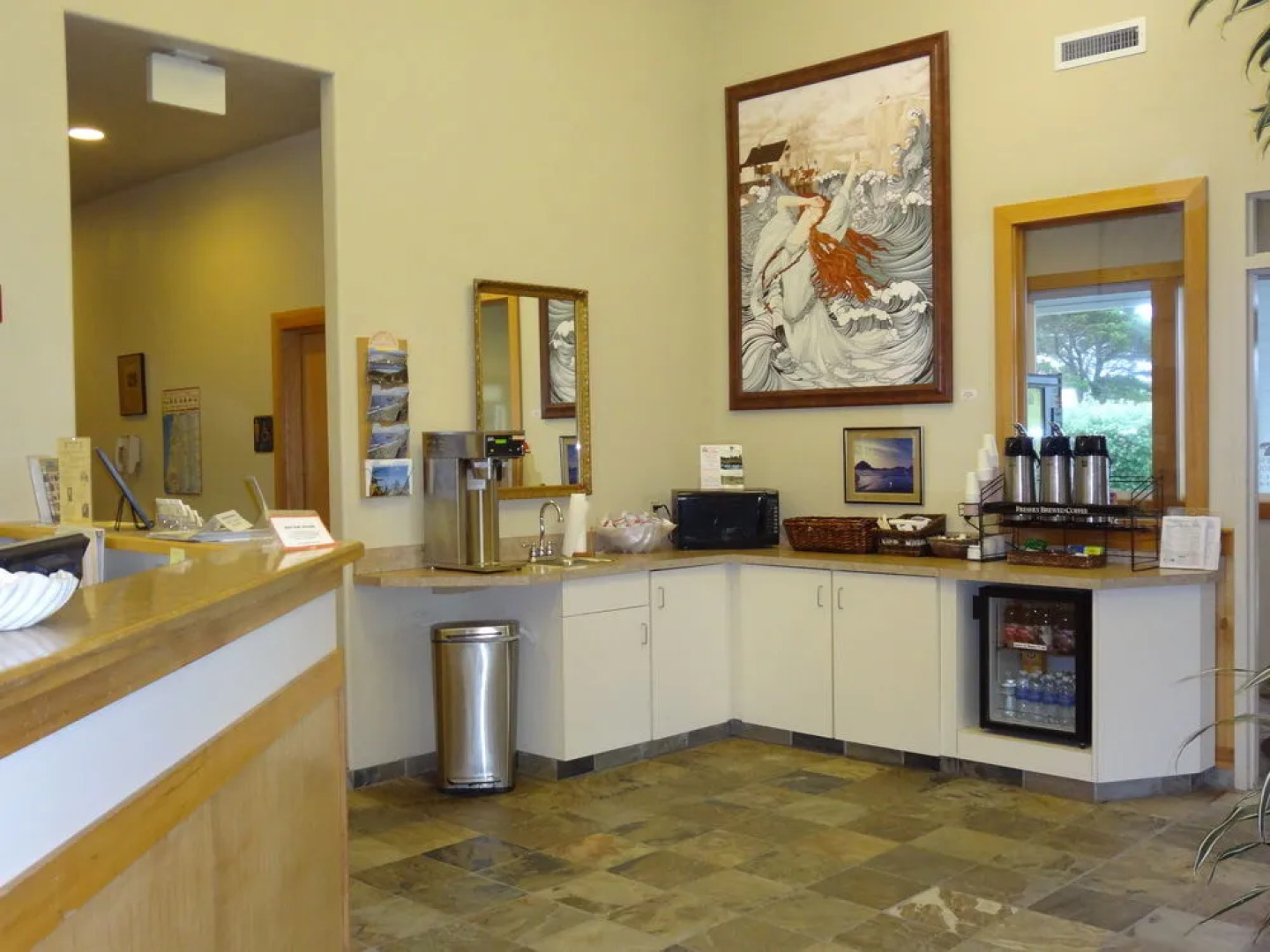 Sunset Oceanfront Lodging