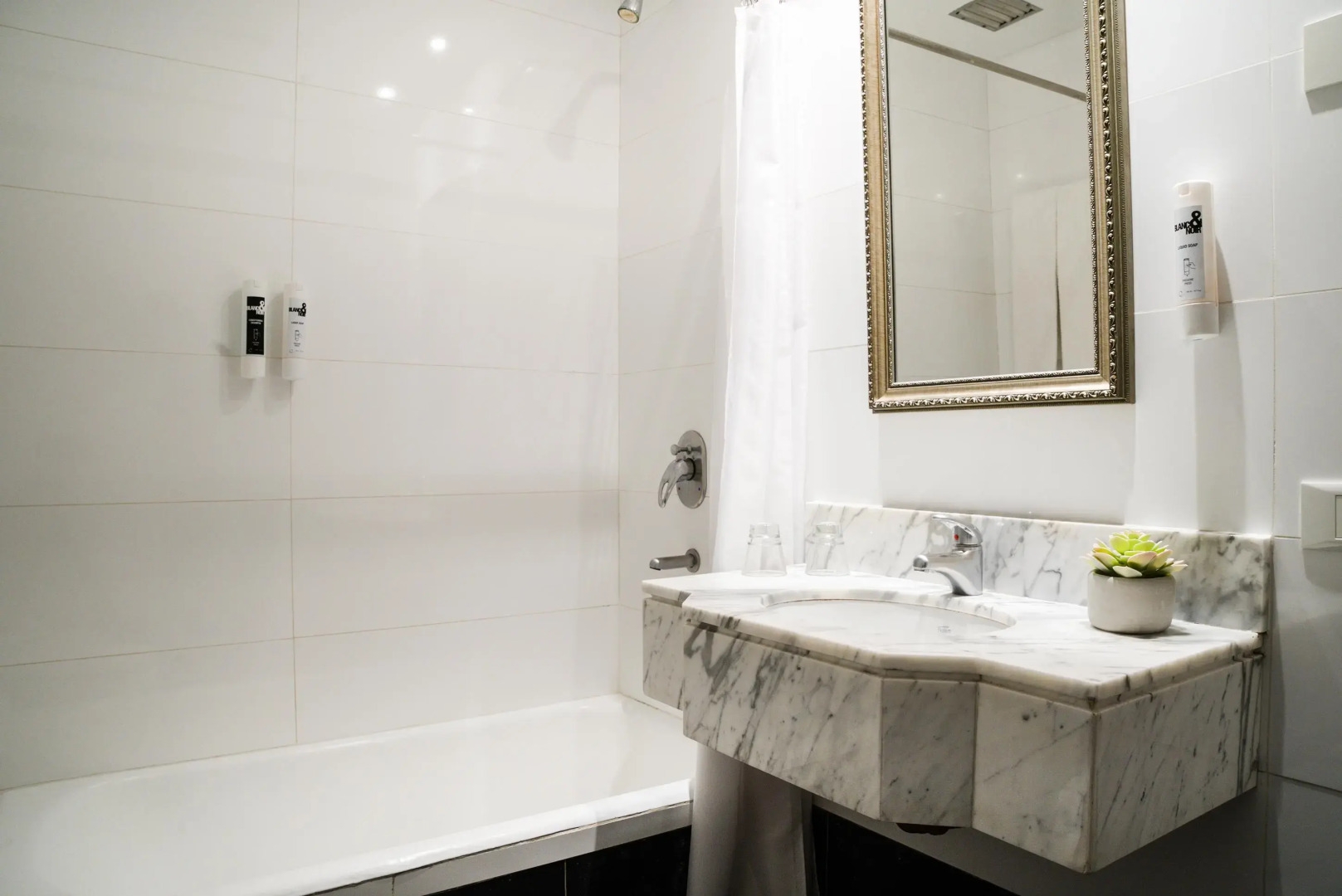 Carsson Hotel Down Town Buenos Aires