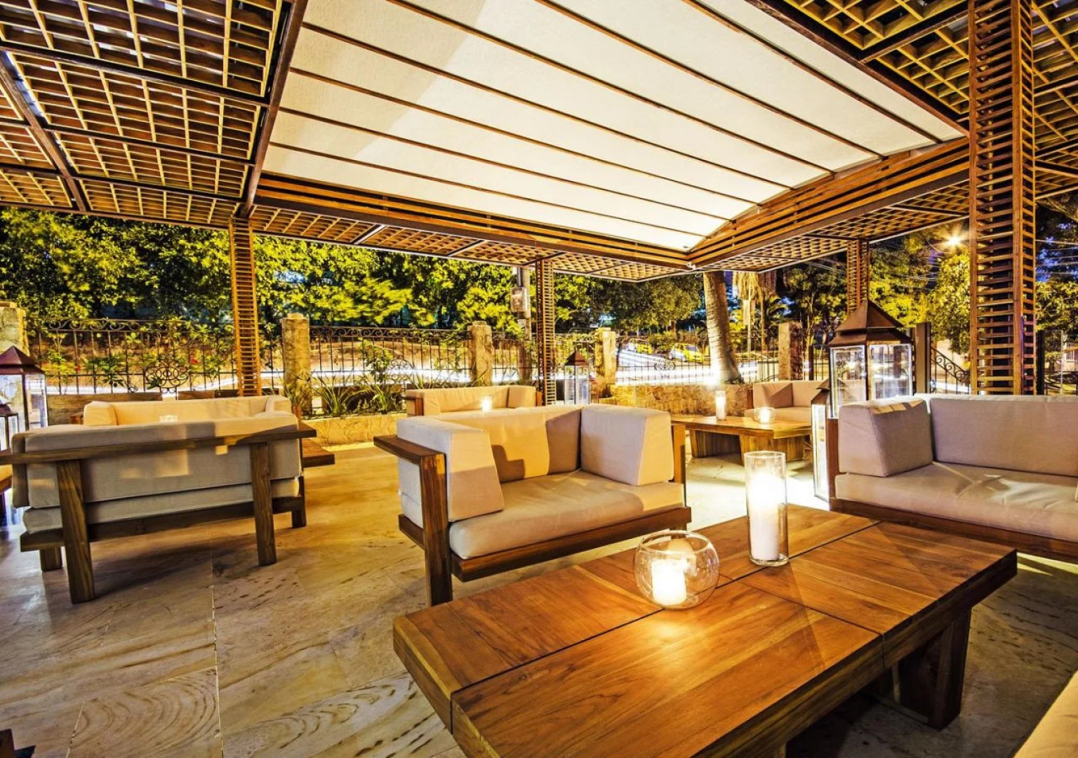 Movich Casa del Alferez