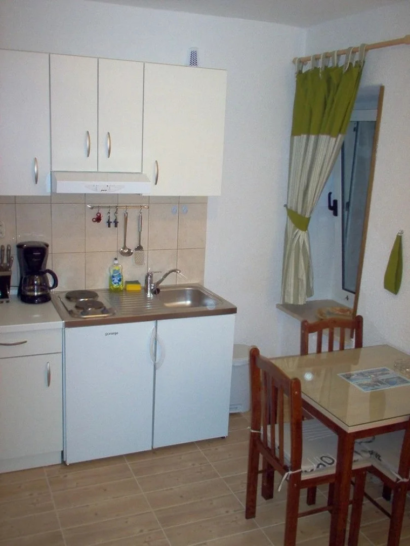 Apartments Tomi Sućuraj