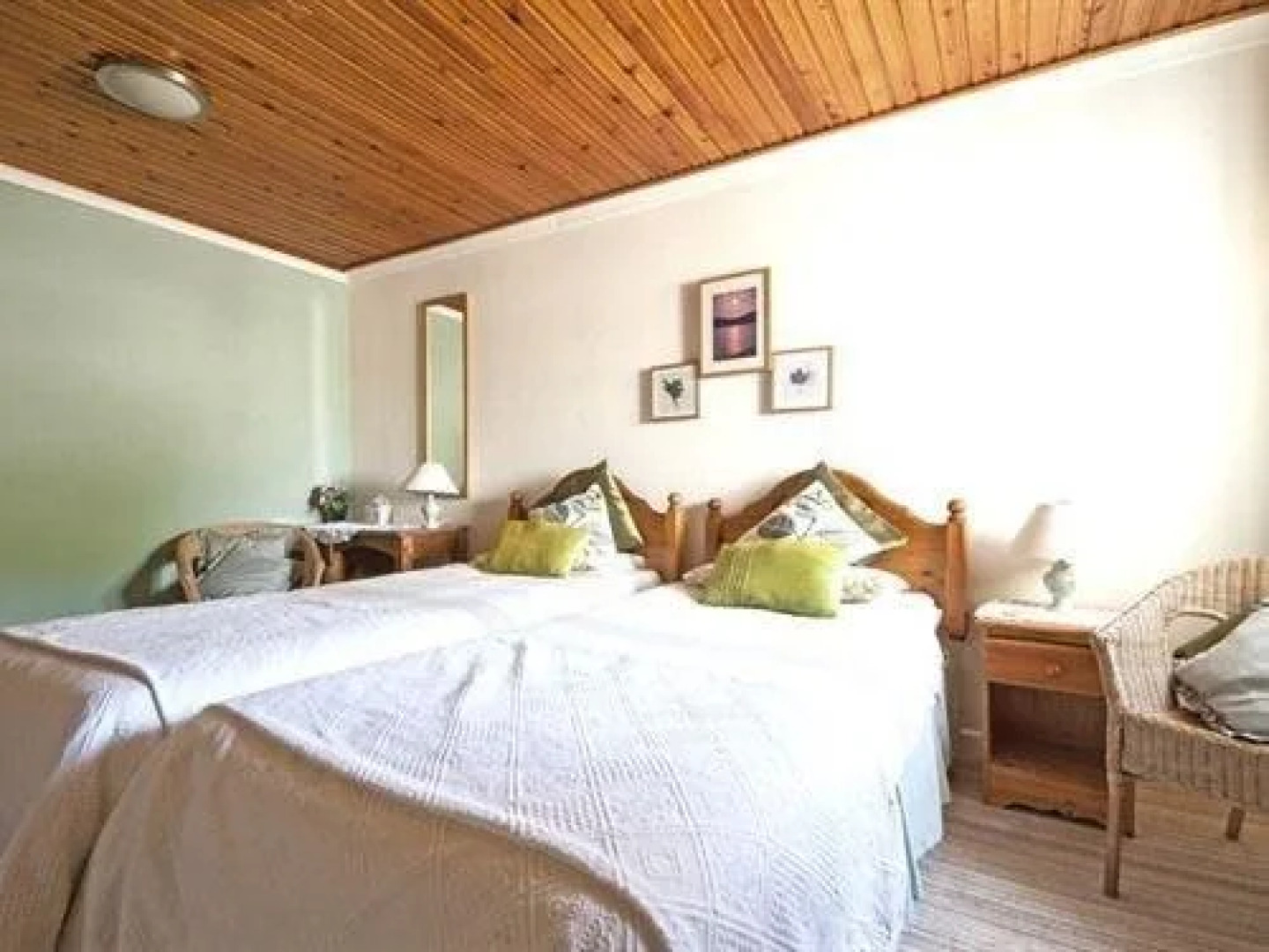 New Farm Bed And Breakfast