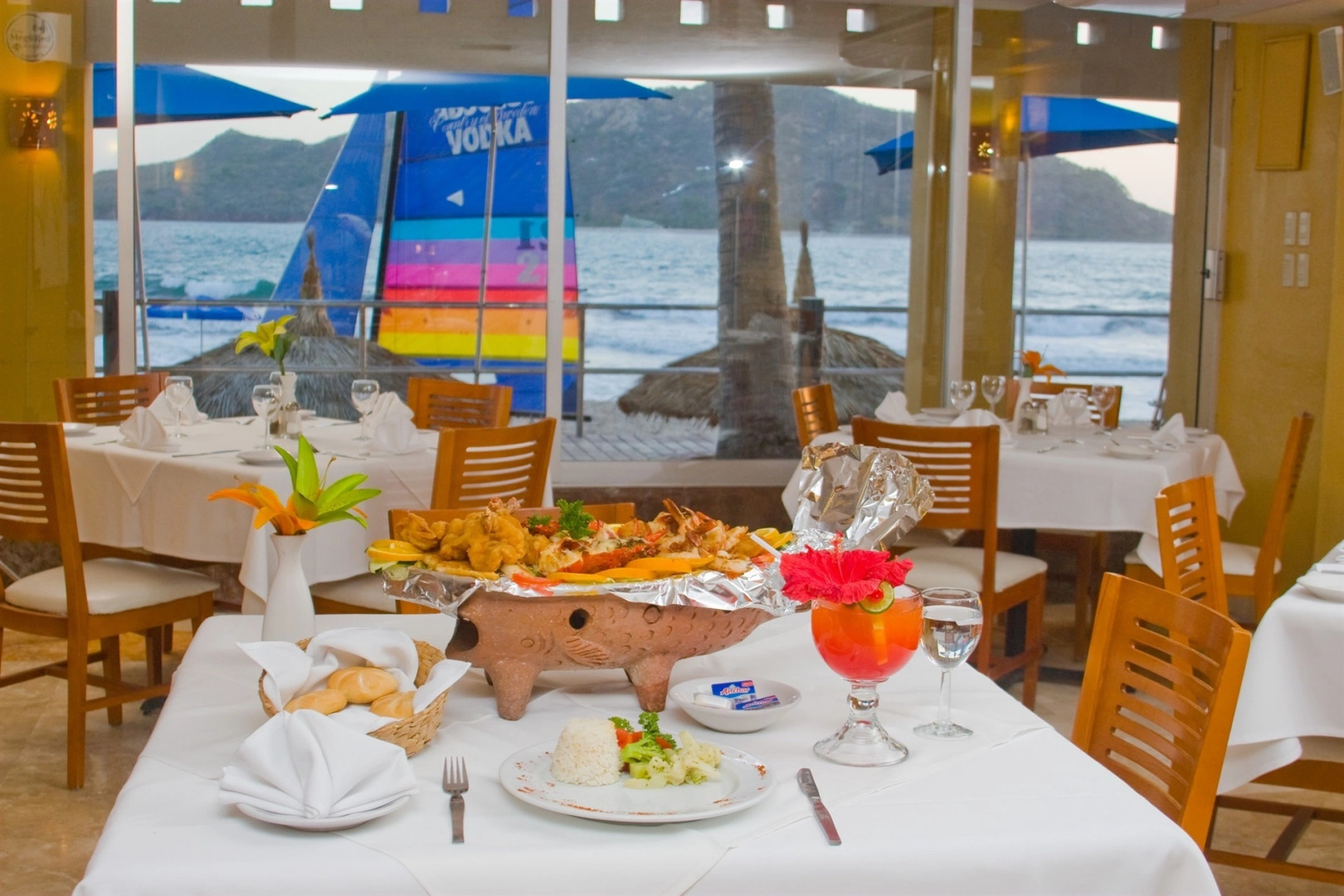 Suites Las Flores Beach Mazatlan