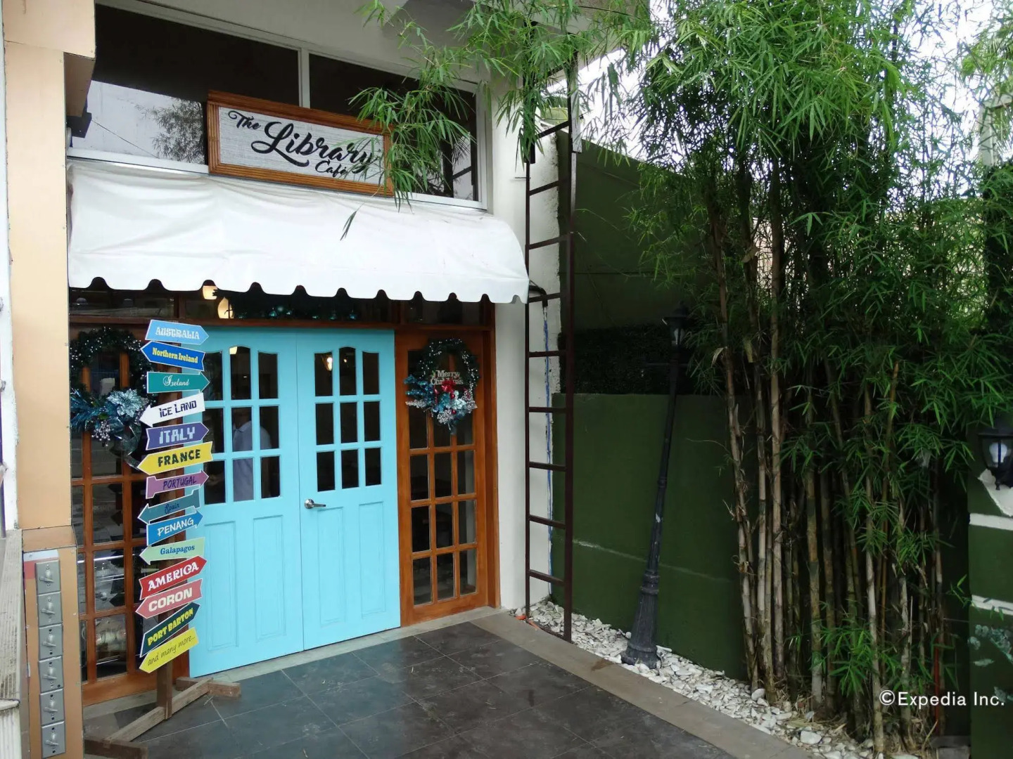 Panda Tea Garden Suites