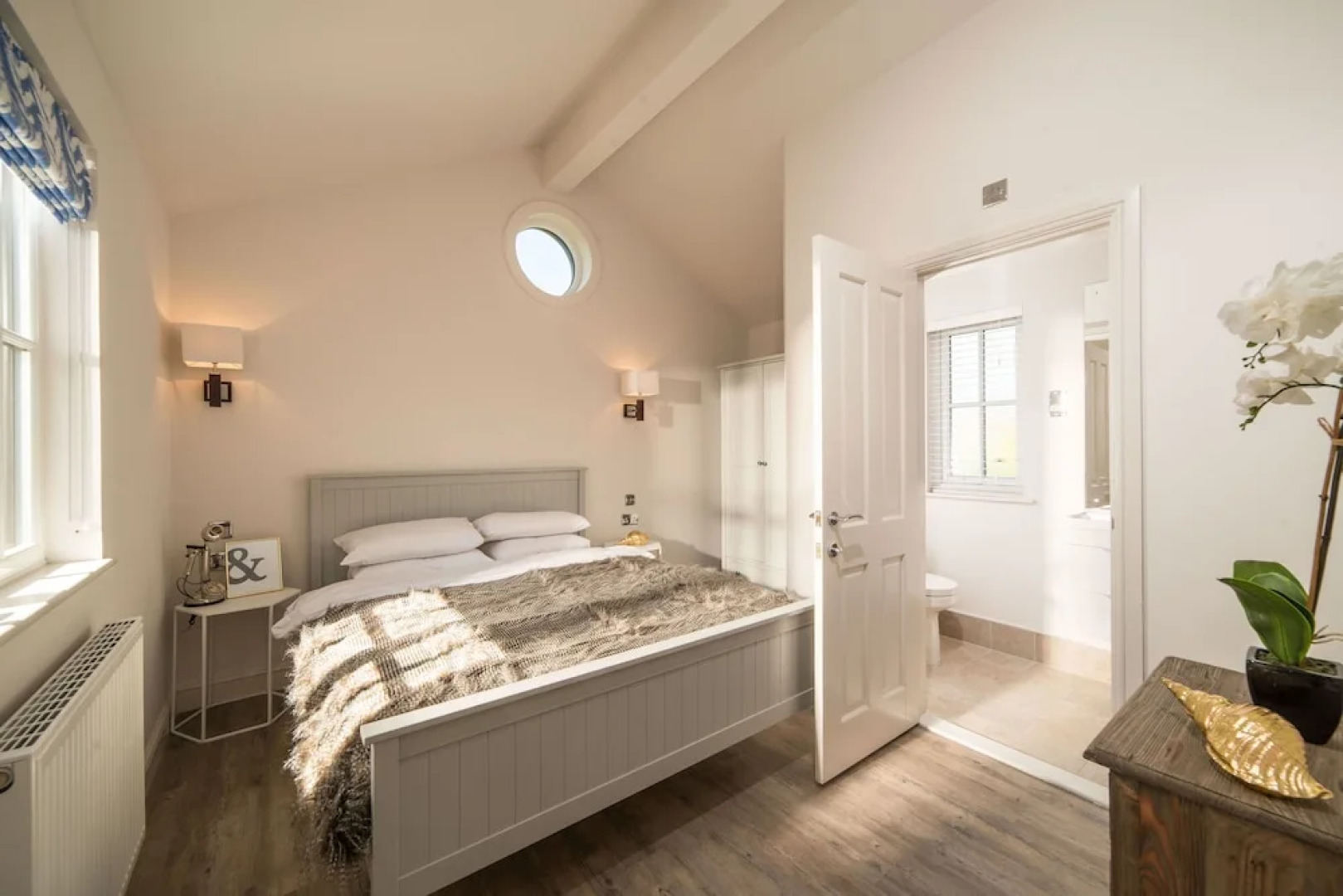 The Lakes Rookley Holiday Park