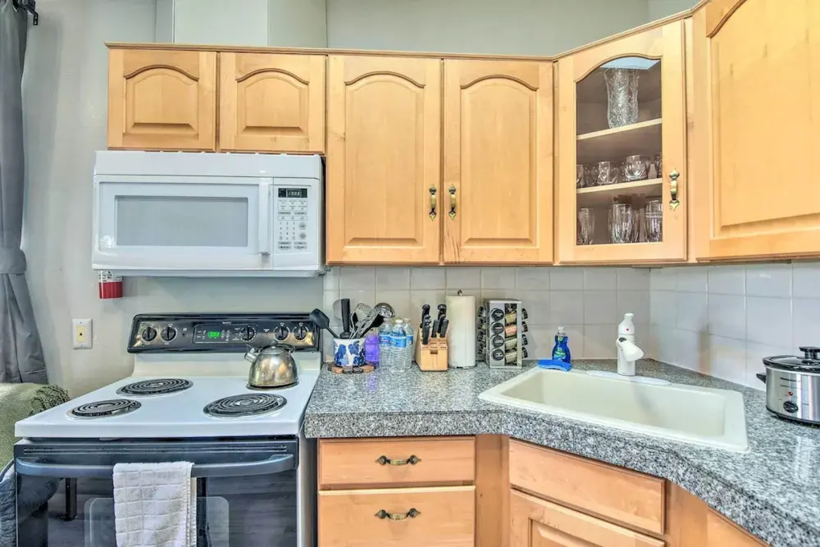 Rejuvenating Retreat w/ Ideal Eloy Location!
