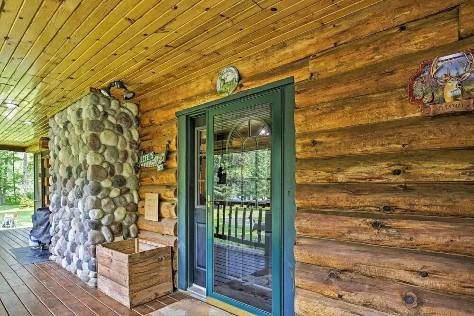 Scenic Cabin on 2 Acres Near Lake Holcombe Marina!