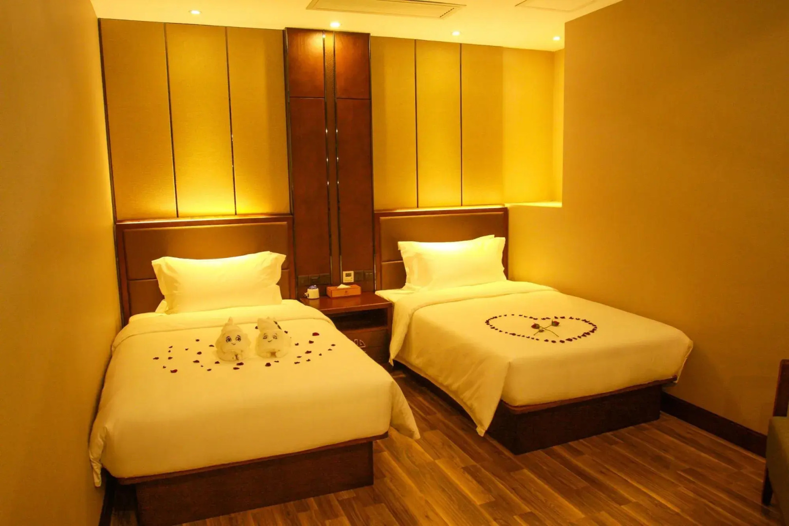 Riverside Luxury Hotel