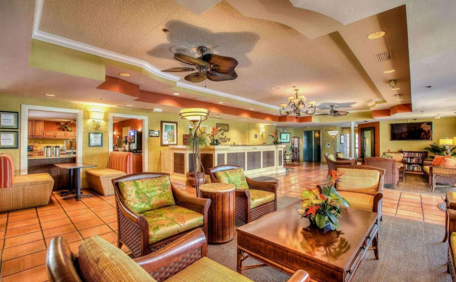 Inn of Naples, Tapestry Collection by Hilton