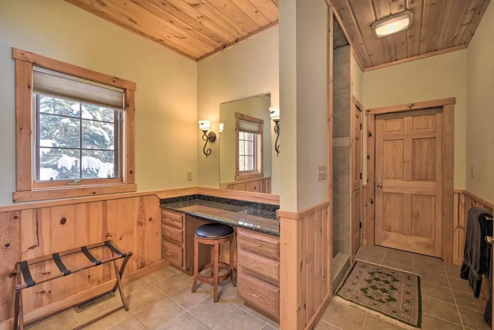 Spacious House w/ Boat Dock on Red Cedar Lake