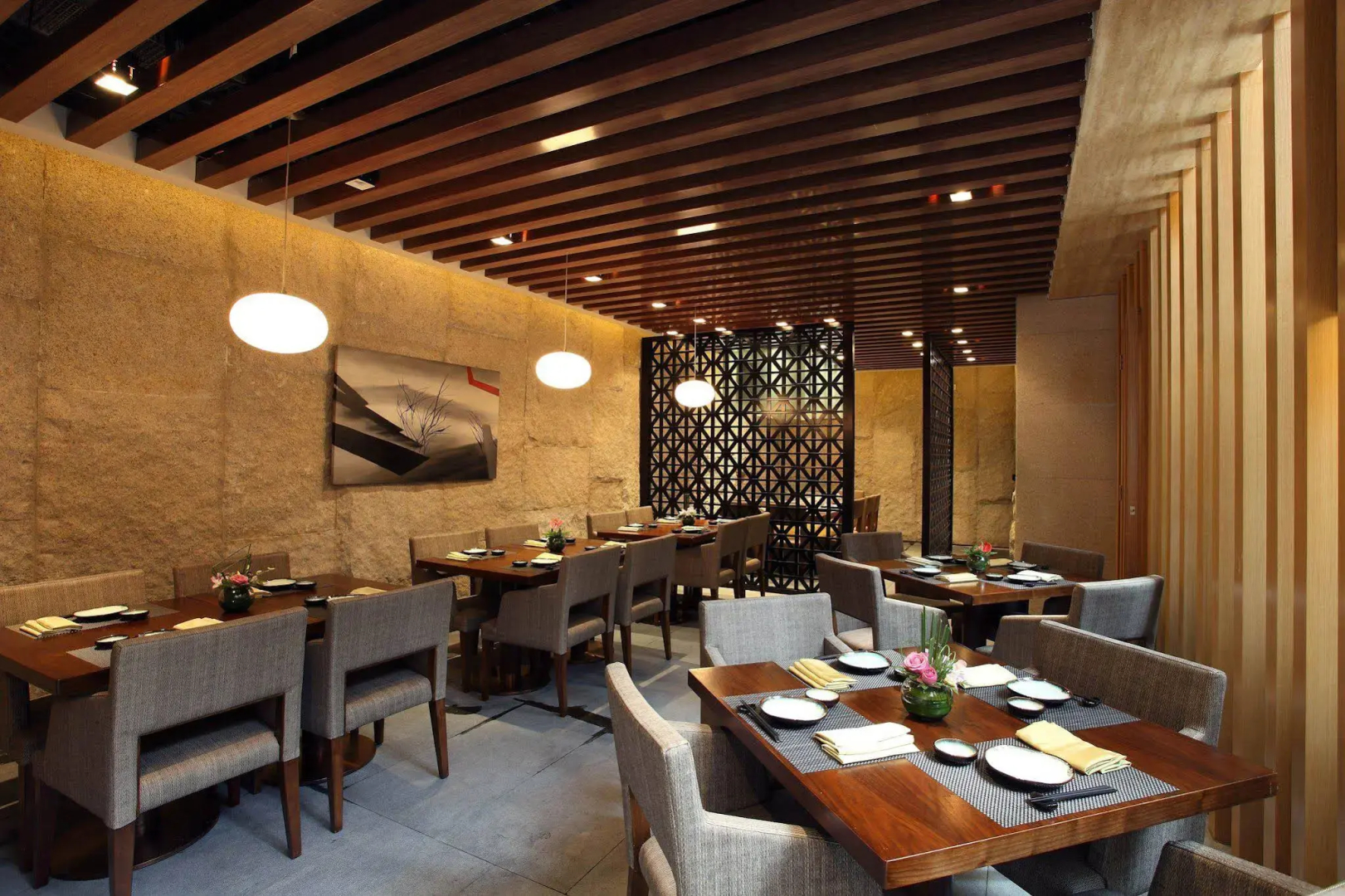 Crowne Plaza Zhongshan Wing on City by IHG